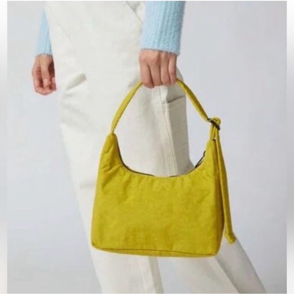 BAGGU Mini Nylon Shoulder Bag in SOUR - Picture 4 of 6